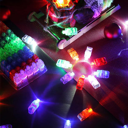 Mini kolorowa świecąca latarka LED na palec
